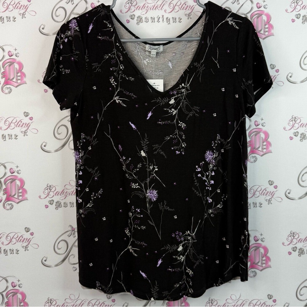 Kismet T-shirt brand new with tags flowers Black and Purple Floral V-Neck Top